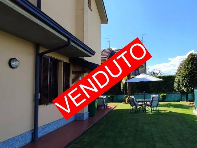 Villa Schiera in vendita a San Giuliano Milanese, Lombardia