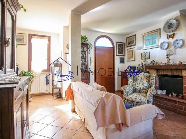 Villa Schiera in vendita a San Giuliano Terme, Toscana
