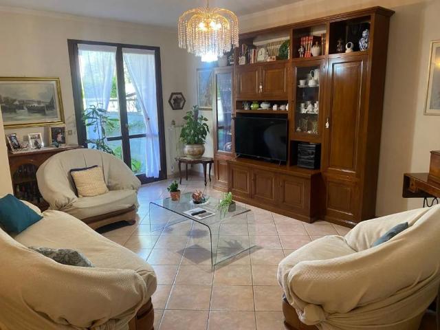 Villa Schiera in vendita a San Martino Ulmiano, San Giuliano Terme
