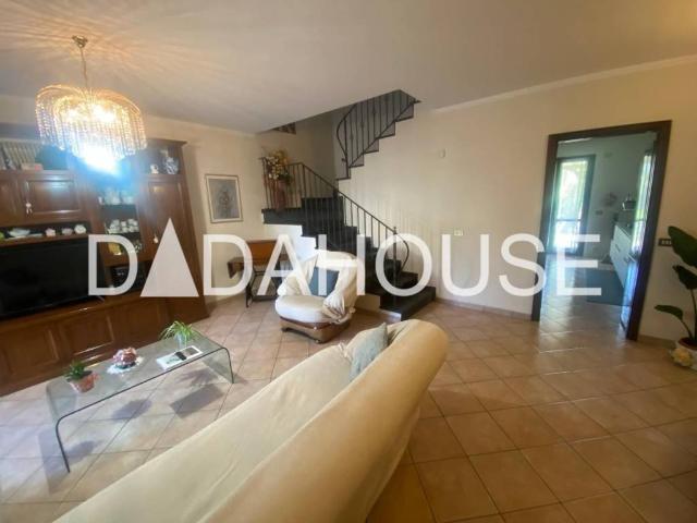 Villa Schiera in vendita a San Martino Ulmiano, San Giuliano Terme