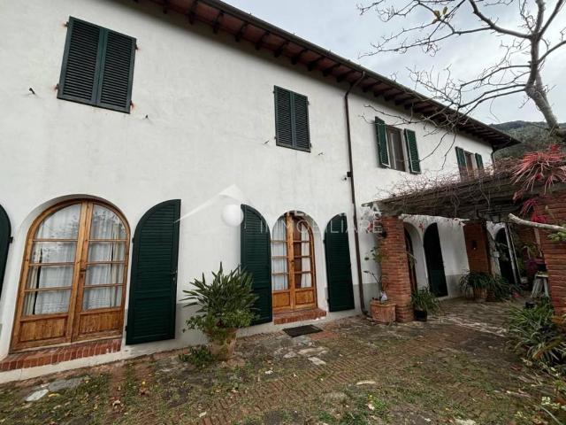 Villa Schiera in vendita a Gello, San Giuliano Terme