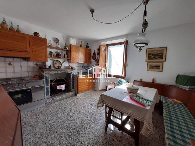 Villa Schiera in vendita a Unione di Comuni Valdarno e Valdisieve, San Godenzo