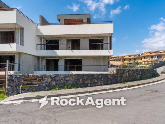 Villa Schiera in vendita a Carrubazza, San Gregorio Di Catania