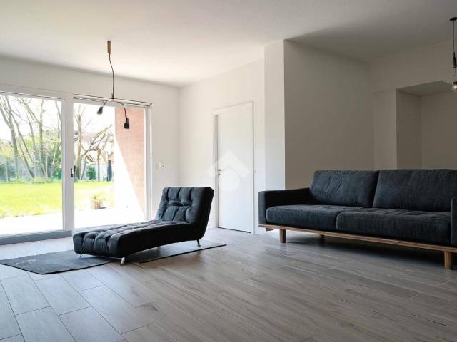 Villa Schiera in vendita a San Lazzaro, Reggio Emilia