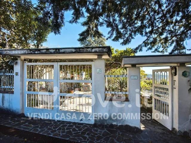 Villa Schiera in vendita a San Mango Piemonte, Salerno