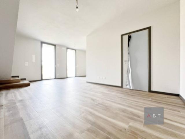 Villa Schiera in vendita a Monastiero, San Martino Di Lupari