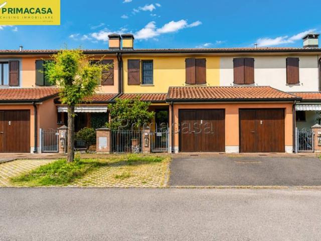 Villa Schiera in vendita a Pianura Reggiana, Re