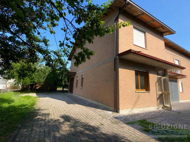 Villa Schiera in vendita a Pianura Reggiana, Re