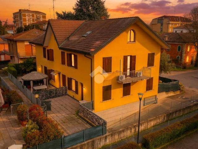 Villa Schiera in vendita a Pianura Reggiana, Re