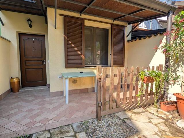 Villa Schiera in vendita a San Martino Siccomario, Lombardia