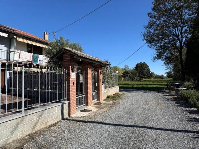 Villa Schiera in vendita a Malanghero, San Maurizio Canavese