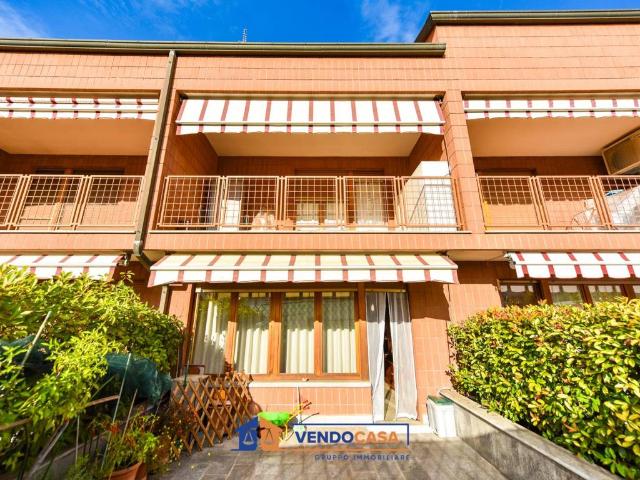 Villa Schiera in vendita a Oltrepo, Piemonte