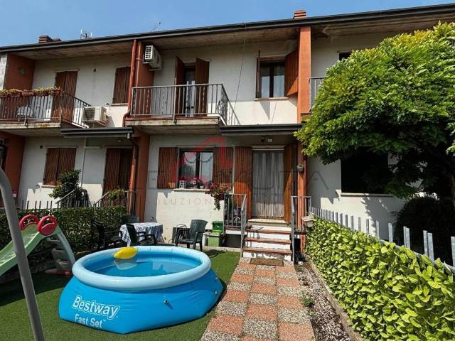 Villa Schiera in vendita a San Pietro Di Morubio, Veneto