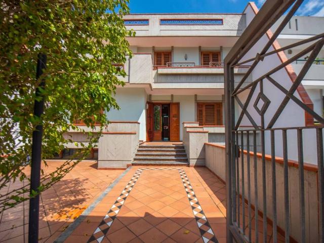 Villa Schiera in vendita a Puglia, Lecce