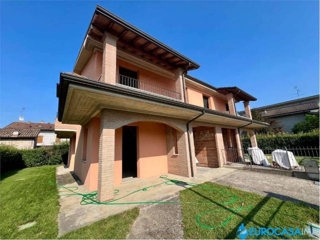 Villa Schiera in vendita a Unione Comuni Modenesi Area Nord, San Possidonio