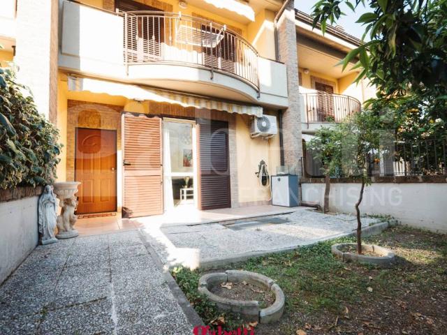 Villa Schiera in vendita a Piane Sant'Angelo, San Salvo