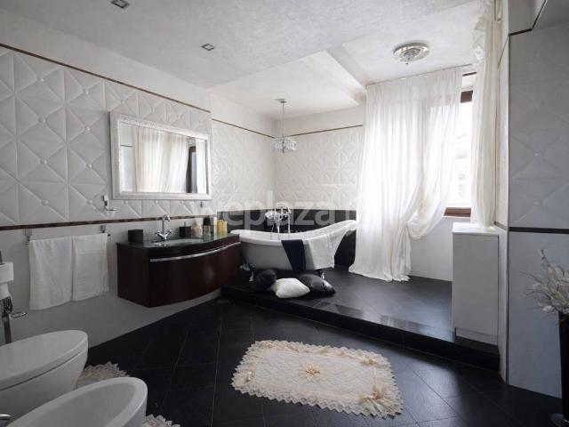 Villa Schiera in vendita a San Sebastiano Al Vesuvio, Campania