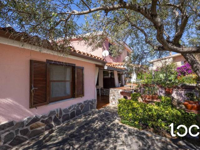 Villa Schiera in vendita a Puntaldia, Sardigna/Sardegna