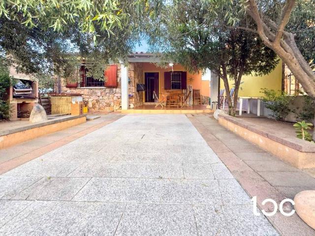 Villa Schiera in vendita a Puntaldia, Sardigna/Sardegna