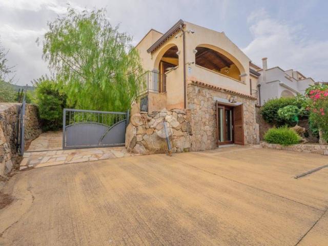 Villa Schiera in vendita a Puntaldia, Sardigna/Sardegna