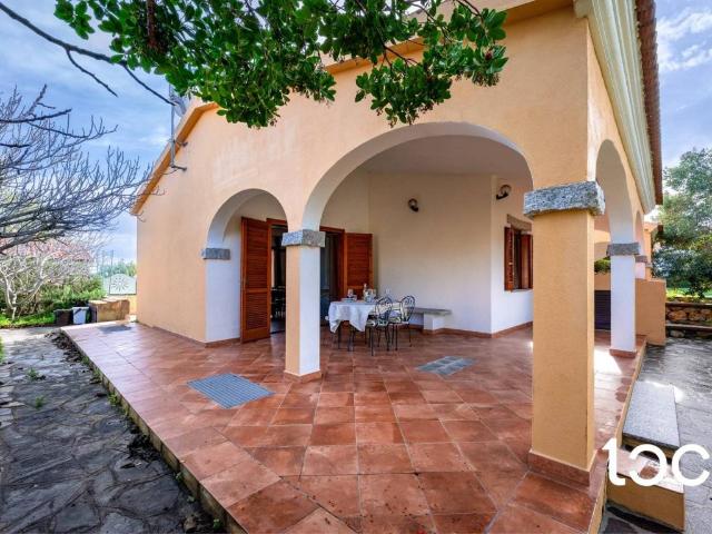 Villa Schiera in vendita a Puntaldia, Sardigna/Sardegna