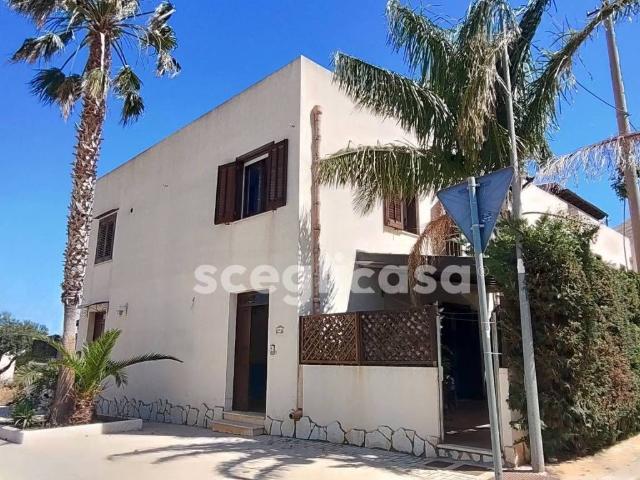 Villa Schiera in vendita a San Vito Lo Capo, Sicilia