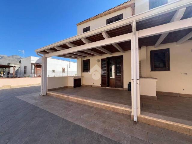 Villa Schiera in vendita a San Vito Lo Capo, Sicilia