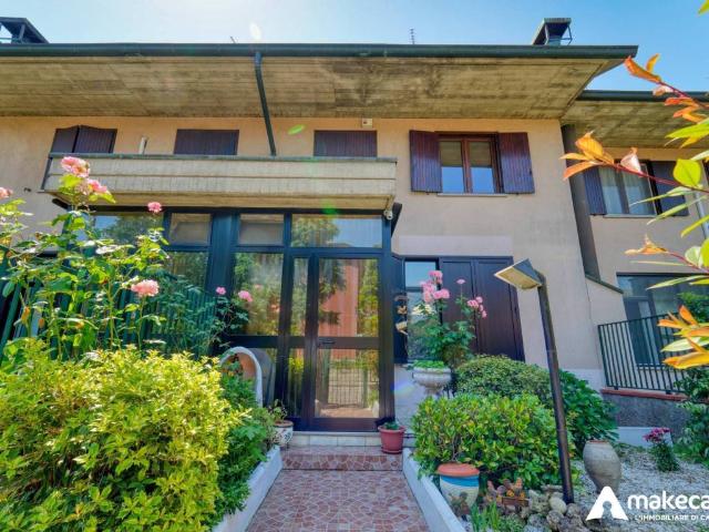 Villa Schiera in vendita a San Zenone Al Lambro, Lombardia