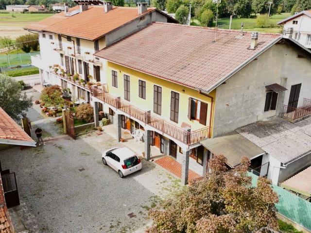 Villa Schiera in vendita a Piemonte, Biella