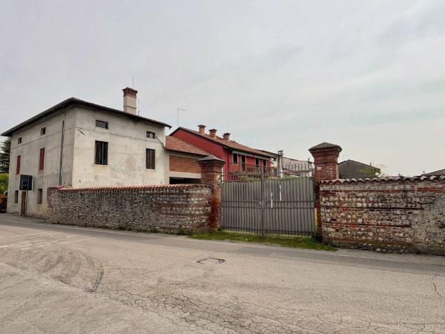 Villa Schiera in vendita a Sandrigo, Veneto