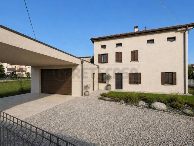 Villa Schiera in vendita a Sandrigo, Veneto