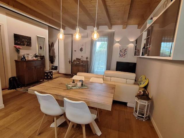 Villa Schiera in vendita a Sandrigo, Veneto
