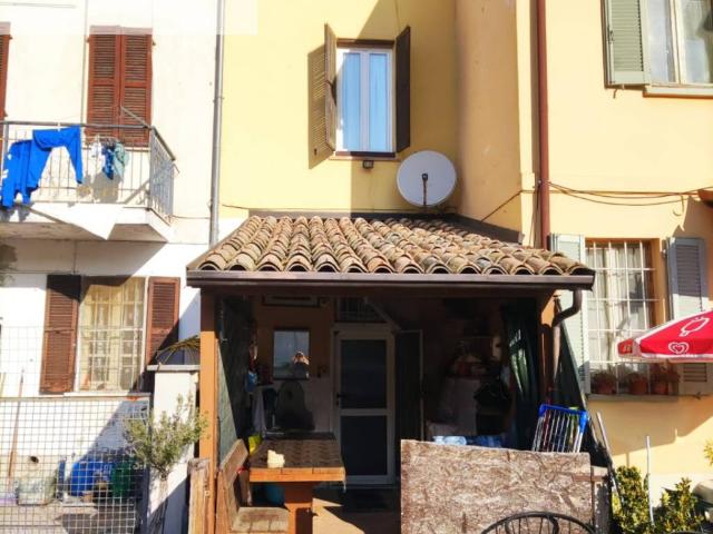Villa Schiera in vendita a Santa Giuletta, Lombardia