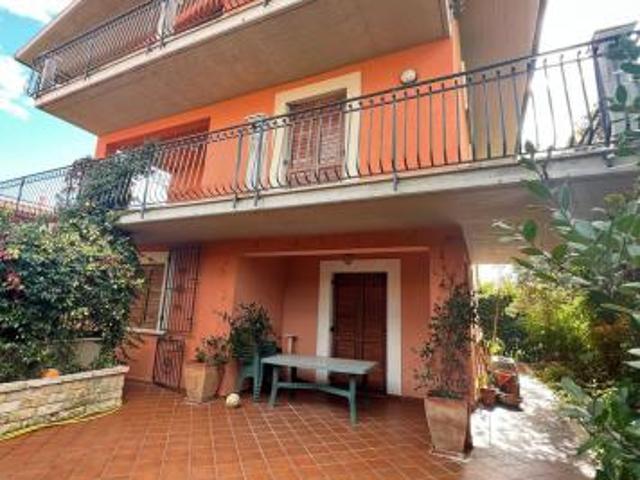 Villa Indipendente in vendita a Lanciano, Abruzzo
