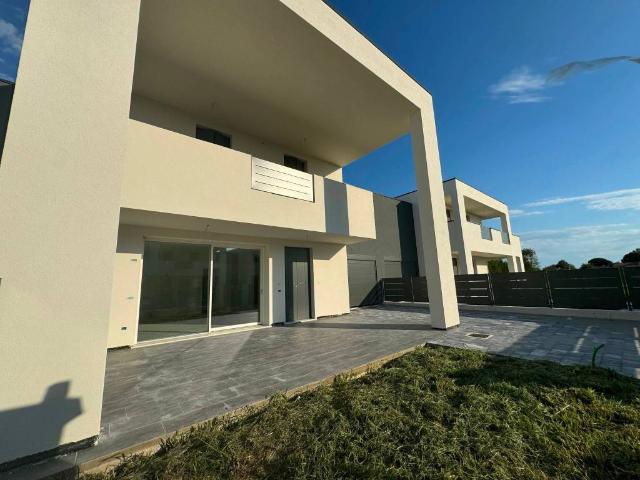 Villa Schiera in vendita a Fratte, Santa Giustina In Colle