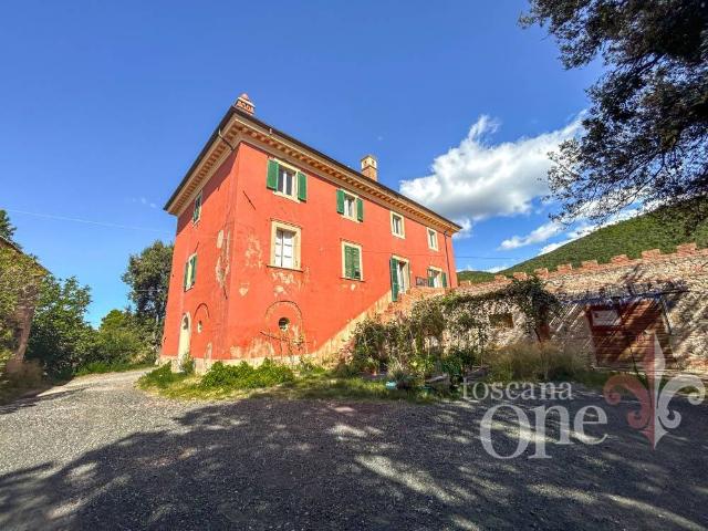 Villa Schiera in vendita a Santa Luce, Toscana