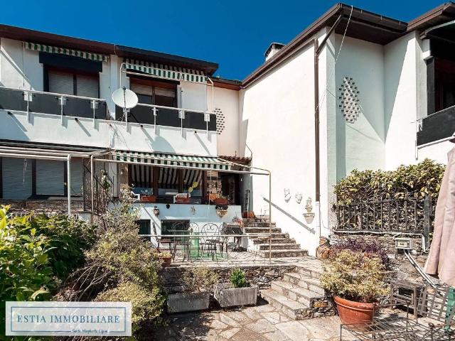 Villa Schiera in vendita a San Lorenzo Della Costa, Liguria