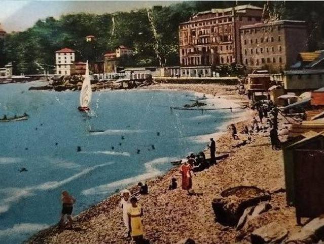 Villa Indipendente in vendita a San Lorenzo Della Costa, Liguria