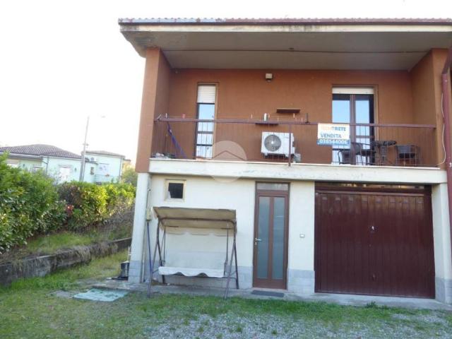 Villa Schiera in vendita a Santa Maria Della Versa, Lombardia