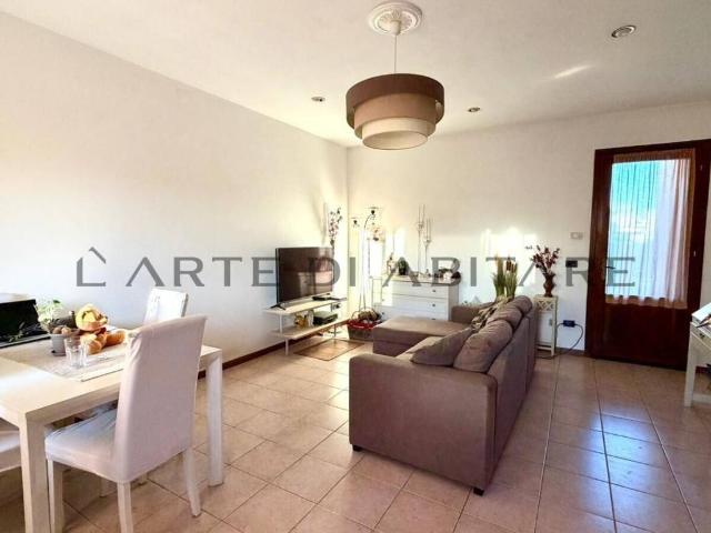 Villa Schiera in vendita a Caltana, Santa Maria di Sala