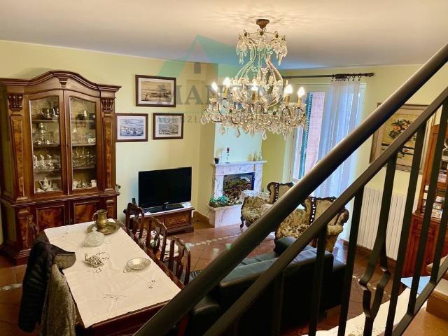Villa Schiera in vendita a Marche, Ancona