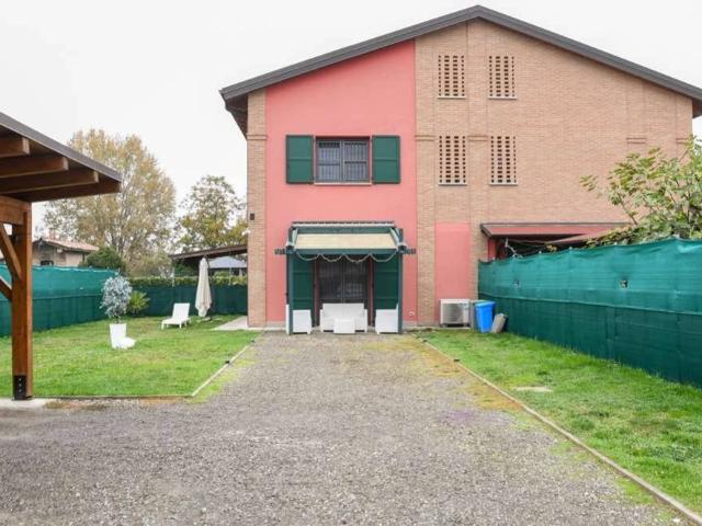 Villa Schiera in vendita a Unione Terre d'Acqua, Sant'agata Bolognese
