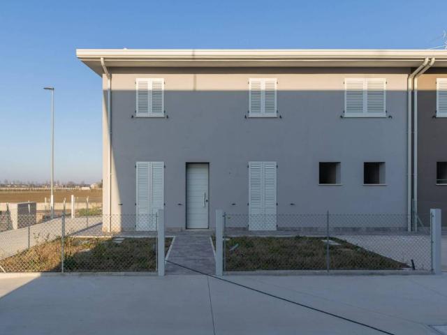 Villa Schiera in vendita a Sant'Agata sul Santerno, Ravenna