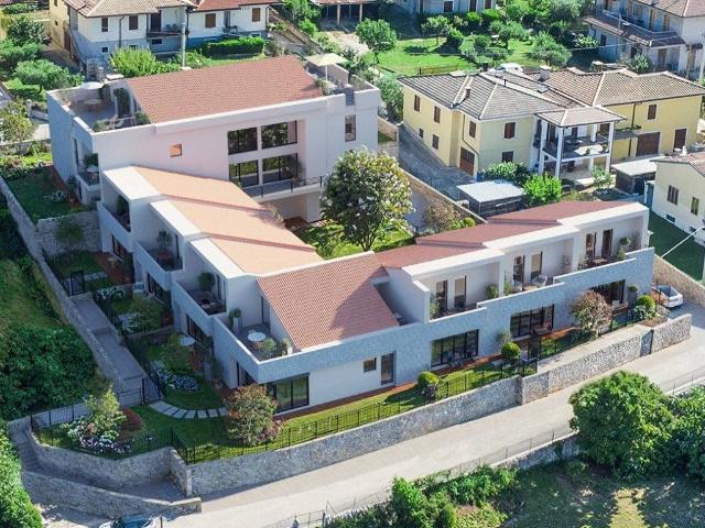 Villa Schiera in vendita a Monte, Sant'ambrogio Di