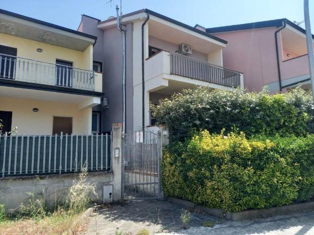 Villa Schiera in vendita a Calabria, Catanzaro