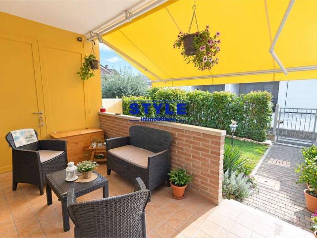 Villa Schiera in vendita a Sant'Angelo di Piove di Sacco, Padova