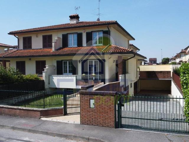 Villa Schiera in vendita a Sant'angelo Lodigiano, Lombardia