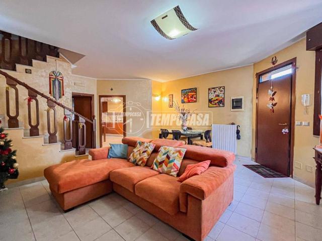 Villa Schiera in vendita a Unione di comuni Valmarecchia, Santarcangelo Di