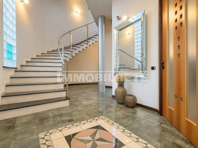 Villa Schiera in vendita a Alessandriello, Santeramo in Colle