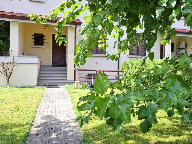 Villa Schiera in vendita a Val d’Enza, Re